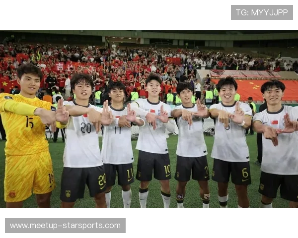 中国足球队力克日本挺进亚洲杯决赛 创历史最佳战绩